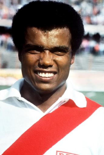 老照片-1978世界杯 秘鲁著名射手库比拉斯_老