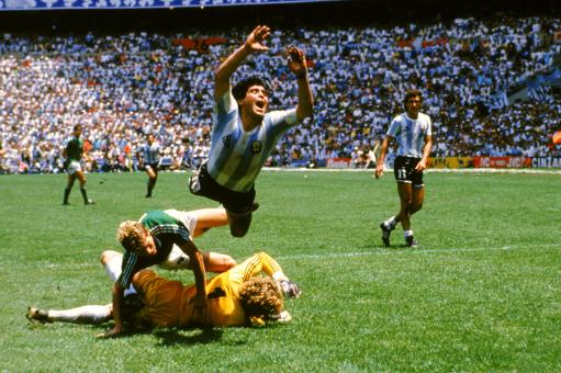 老照片-1986世界杯决赛 球王与铁门的较量_老