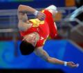图文-中国男子体操队进行赛台训练 李小鹏自由操训练