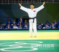 图文-女子柔道57公斤级许岩摘得铜牌 欢庆胜利