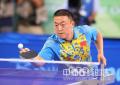 图文-马琳夺乒乓球奥运男单金牌 马琳近台搓球