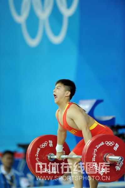 图文-男举56公斤级龙清泉夺冠 龙清泉发力瞬间