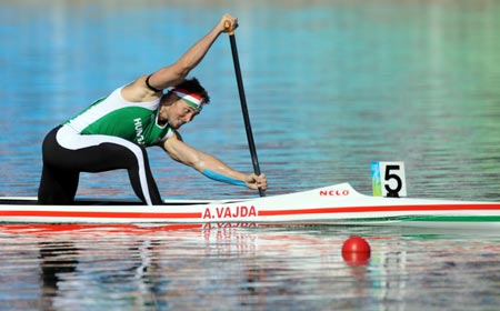 Vajda of Hungary wins men's canoe single (C1) 1,000m gold 