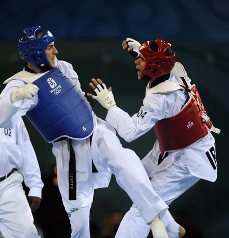 Hadi Saei of Iran wins men's 80kg taekwondo gold