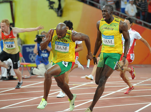 Jamaica smash 4x100m world record