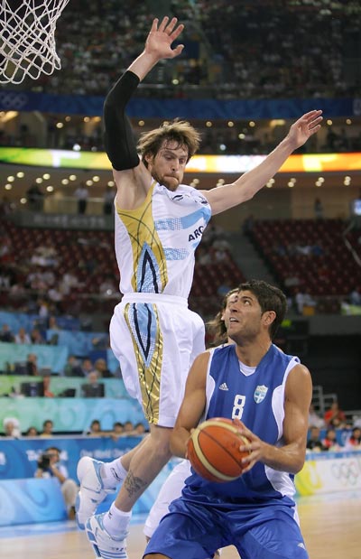 Photos: Argentina edges Greece for semis in men's basketball