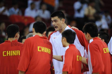 Yao Ming explodes in China's first win