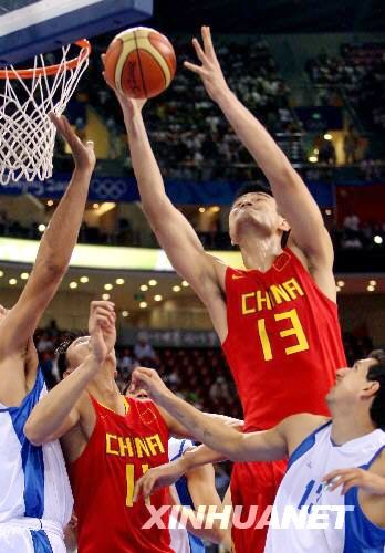 Baloncesto: China cae ante Grecia pero pasa a cuartos