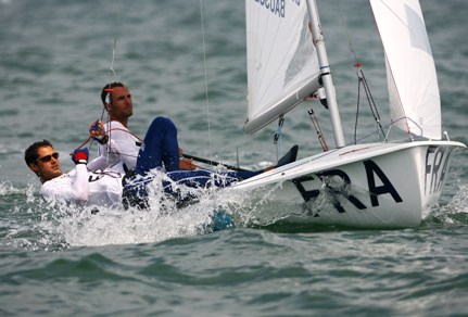 Voile : Le 470 français vaut du bronze