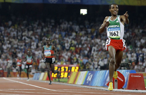 Athlé - 5000m (H) : Bekele réédite l'exploit six jours après le 10000m