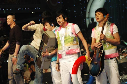 图文-《快乐2008》第十期现场 快乐男声三人组