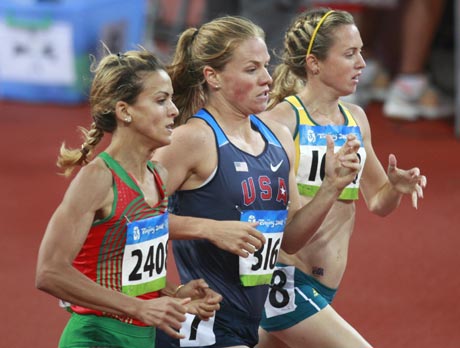 图文-女子1500米淘汰赛赛况 三人齐头并进