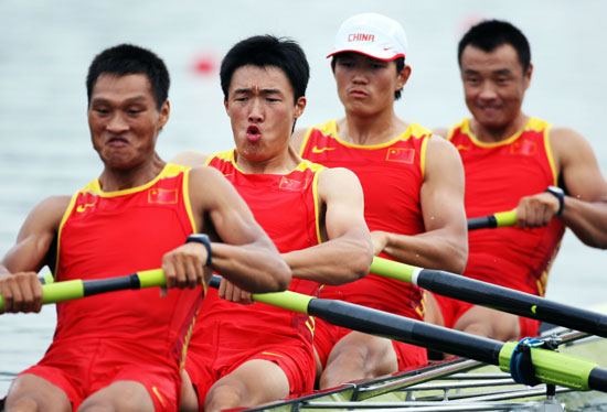 图文-[奥运会赛艇]11日赛况 中国队员全力拼搏
