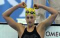 图文-赖斯获得女子400米个人混合泳金牌 整理泳镜