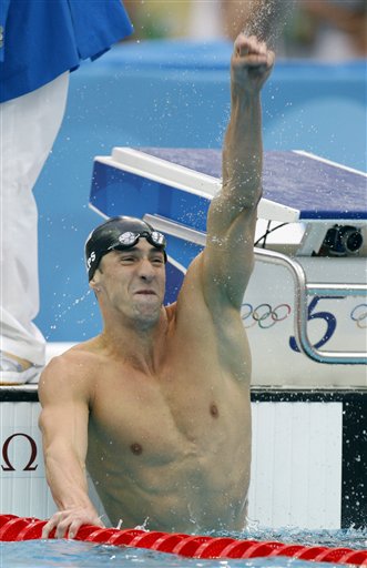 图文-菲尔普斯夺男子100米蝶泳金牌 水中超人