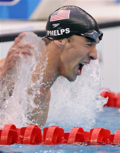图文-菲尔普斯夺男子100米蝶泳金牌 喜悦无法形容