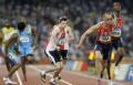 图文-奥运男子4X400米美国夺金 接过接力棒