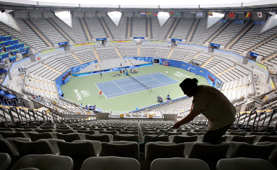 图文-瑞士网球天王训练备战奥运 奥运网球场全景