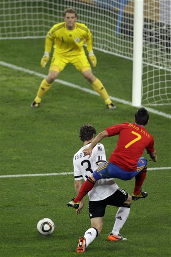 决赛德国0-1西班牙的精彩图集(241张) - -足球天