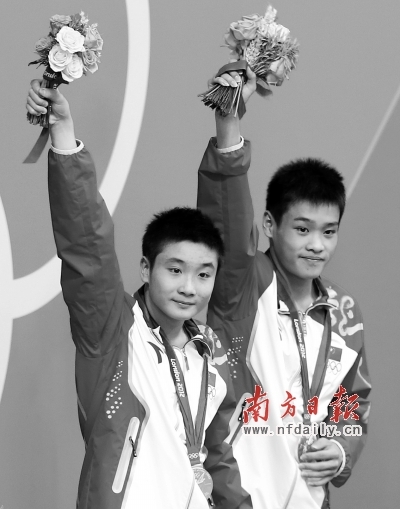 ������Ե(��)������ȫ�ջ��Լ��ĵ�һö���˽��ơ�