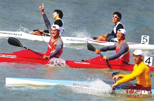 ������־��