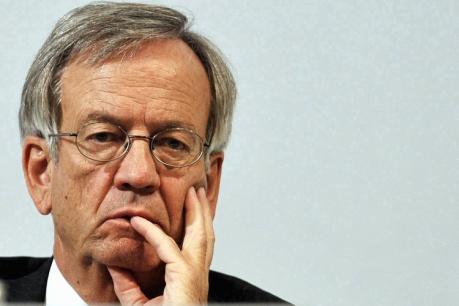 Xi  Men  Zi  Qian  Ren CEO Feng  Bi  Le (Heinrich von Pierer) Feng Bile of CEO of Xi Menzi predecessor (Heinrich Von Pierer)