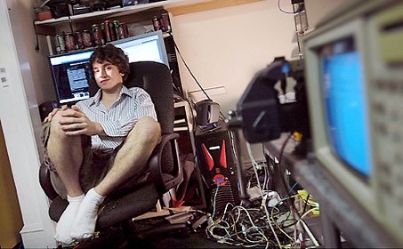 乔治·霍茨(George Hotz)如今又破解了索尼PS3 乔治·霍茨(George Hotz)如今又破解了索尼PS3