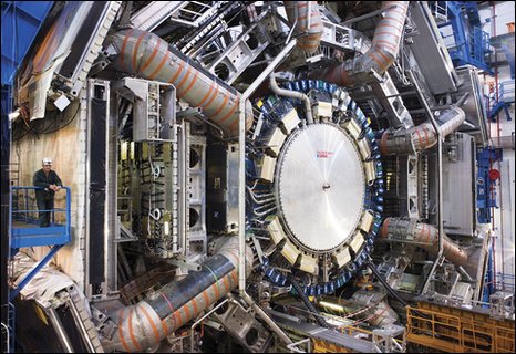 大型强子对撞机不止一次地遭遇断电。