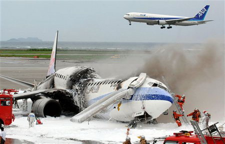 中华航空波音737客机