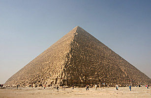  世界最高坟墓--胡夫金字塔