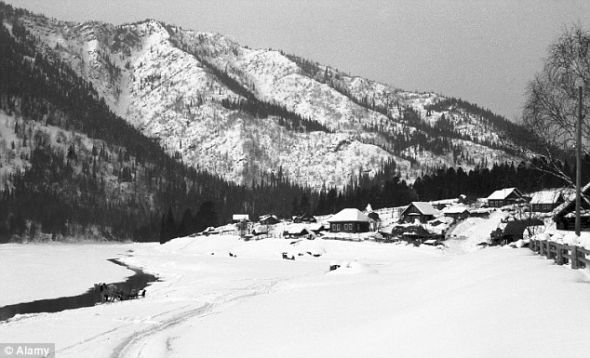俄罗斯克麦罗沃地区的绍利亚山脉，这里发现的一个洞穴被认为是雪人居住的