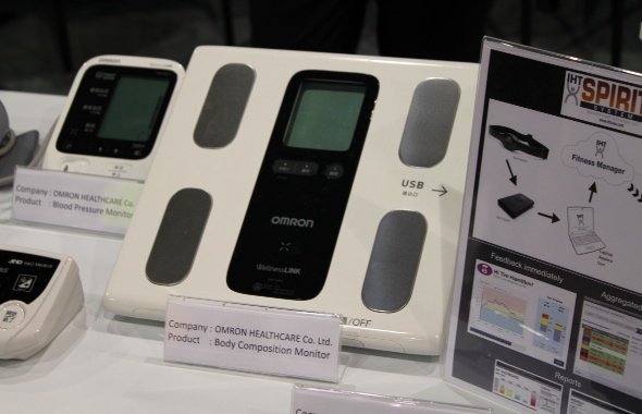 Looked a long time, understand this is the invention that embeds mobile phone of a mountain fastness be done inside a weight plan eventually