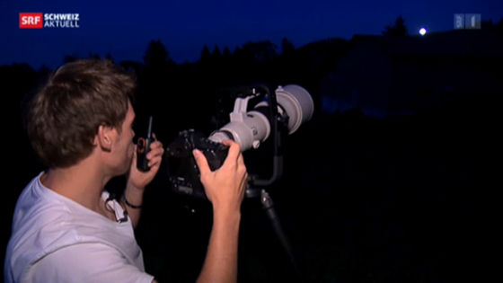 ��ҹ�����¸�����ƽ��֮�ʣ���Ӱʦʹ�����ߵ�Խ��������ET�к��ĵ�����ʿͨѶ��������ʼ���з�Ծ������ (ͼƬ��Դ��srf.ch)