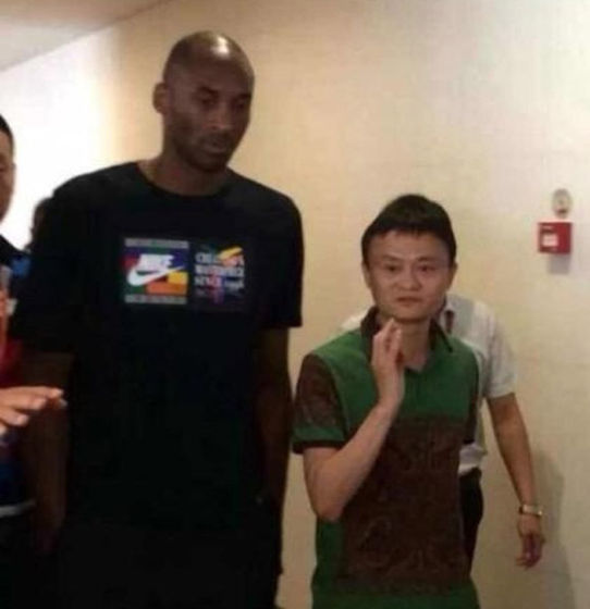 最萌身高差,感觉萌萌哒~