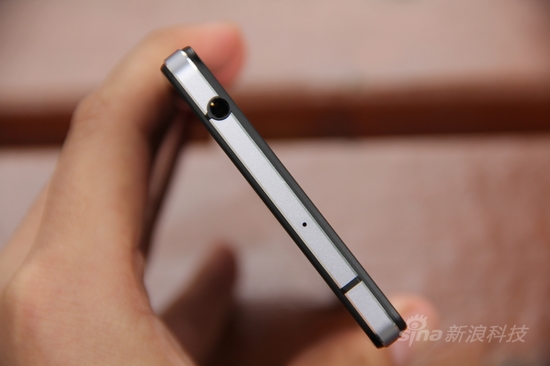 鏡頭升級支援4G雙鏡面OPPOR1S評測