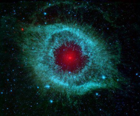 美国宇航局观测到彗星碰撞余尘荡漾(图)