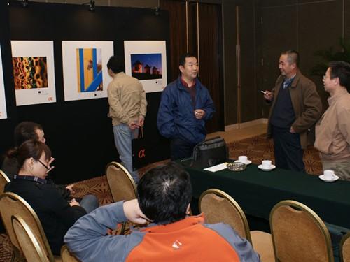 ����Ѳչ��4�֦���Ӱ����:����վ����