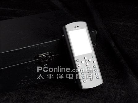 mobiado Luminoso 贵族典范Mobiado万元蓝宝石3G手机评测(2)