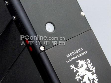 mobiado Luminoso 贵族典范Mobiado万元蓝宝石3G手机评测(5)