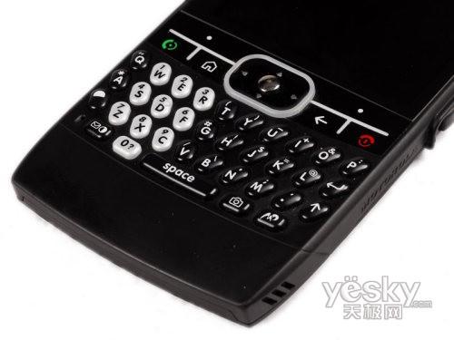 办公娱乐都称王摩托罗拉全能机型Q8评测(7)