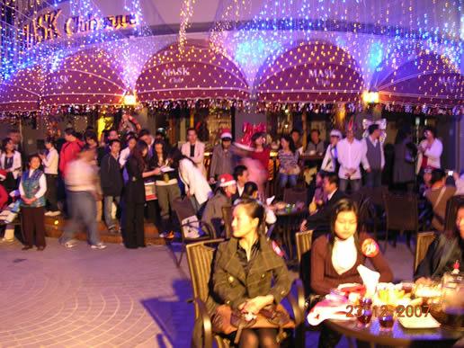 ����Ӿ���ʥ�С�ʥŮ��ҹ