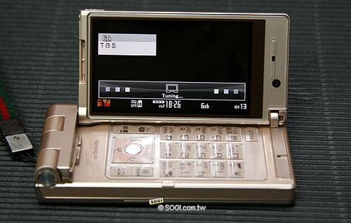 ����GPS����500�������ֻ�P905iͼ��(2)