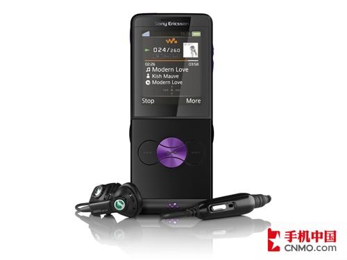 索尼爱立信首款下翻盖手机W350官方图赏(3)