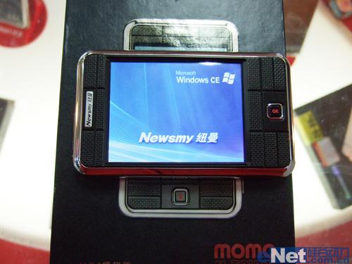 ���ܴ���MP32GŦ��MOMOTOUCH��699Ԫ