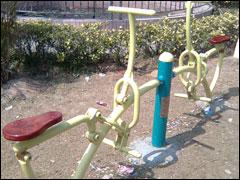 ��������ŵ����5310XM��Ħ��E8�Ա�(9)