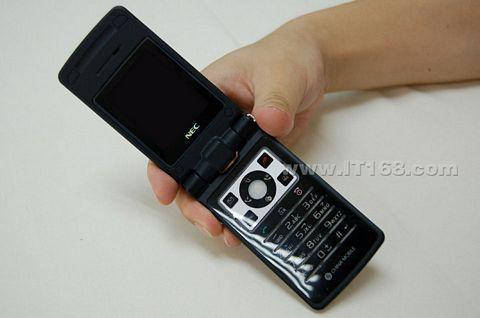 实惠首选NEC超薄翻盖手机NK只要699