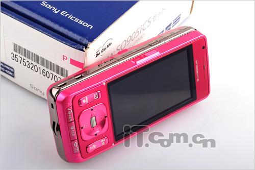 �λ��ͻ����ᰮ����SO905iCS����ͼ��