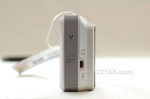 低端入门卡片 索尼S730仅1160还送1G卡