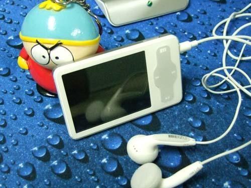 最低499元 4GB大容主流MP3轻松搞定 排行不说谎三月份MP3热卖机型TOP5(2)