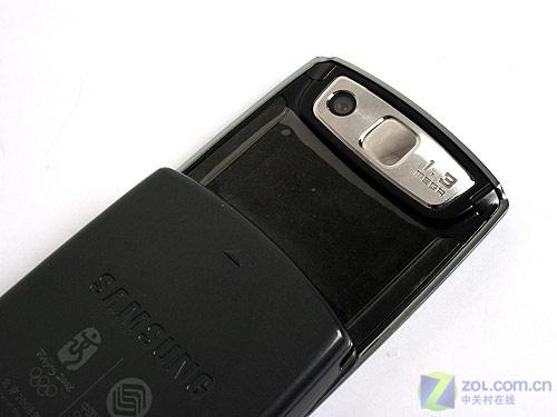 为奥运定制三星简约滑盖手机J708评测(3)